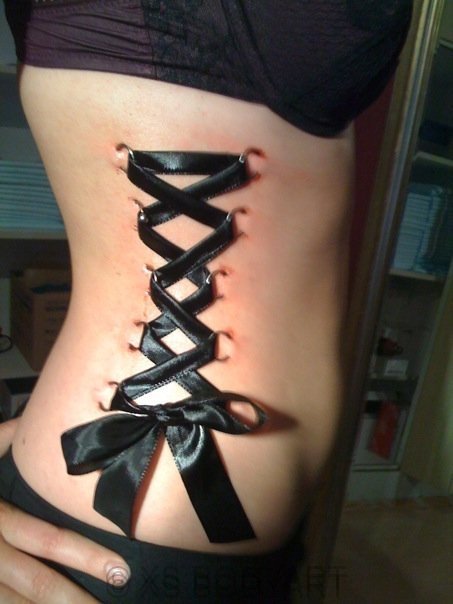 Kreatives Piercing-Arrangement